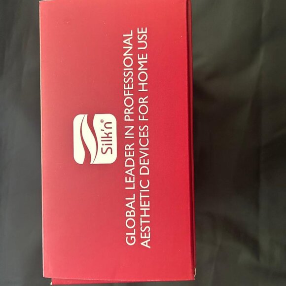 Silk'n Face FX Skincare Anti-Aging Rejuvenation LED Light Based Skin Treatment - Picture 9 of 11